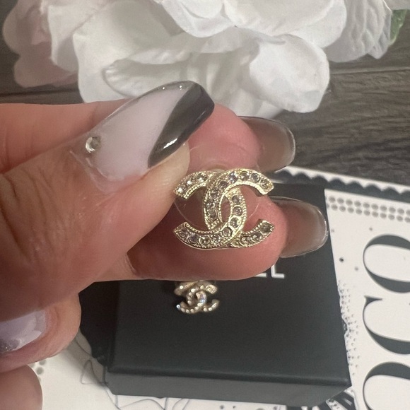 CHANEL Classic Mini CC Gold Stud Earrings - Picture 3 of 11